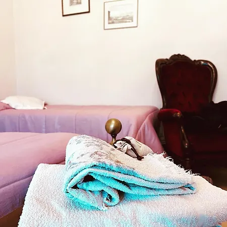 Bed&Breakfast Benedetta Cantagrillo Extérieur photo