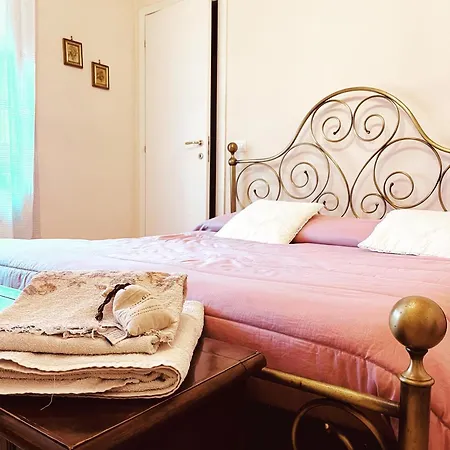Bed&Breakfast Benedetta Cantagrillo Extérieur photo